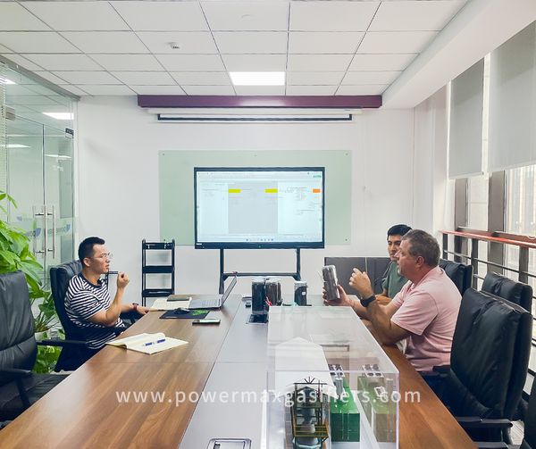 稻壳发电设备厂家|  生物质气化炉厂家|  秸秆气发电机组厂家.jpg